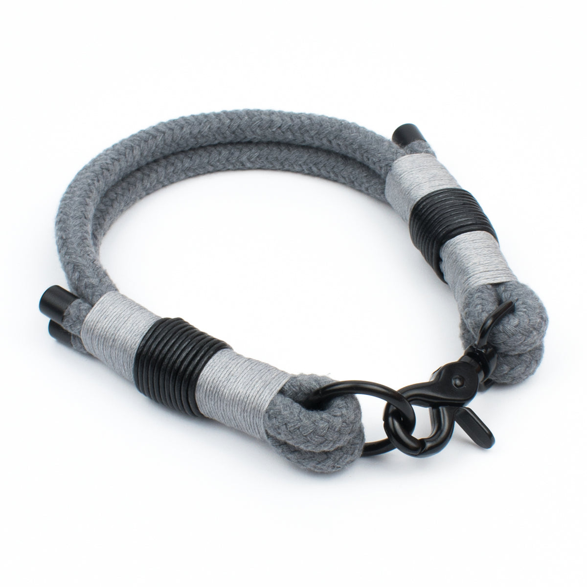 Black Elephant Halsband - Sanftes Grau & Schwarz, maßgeschneidert für deinen Hund, Scherenkarabiner