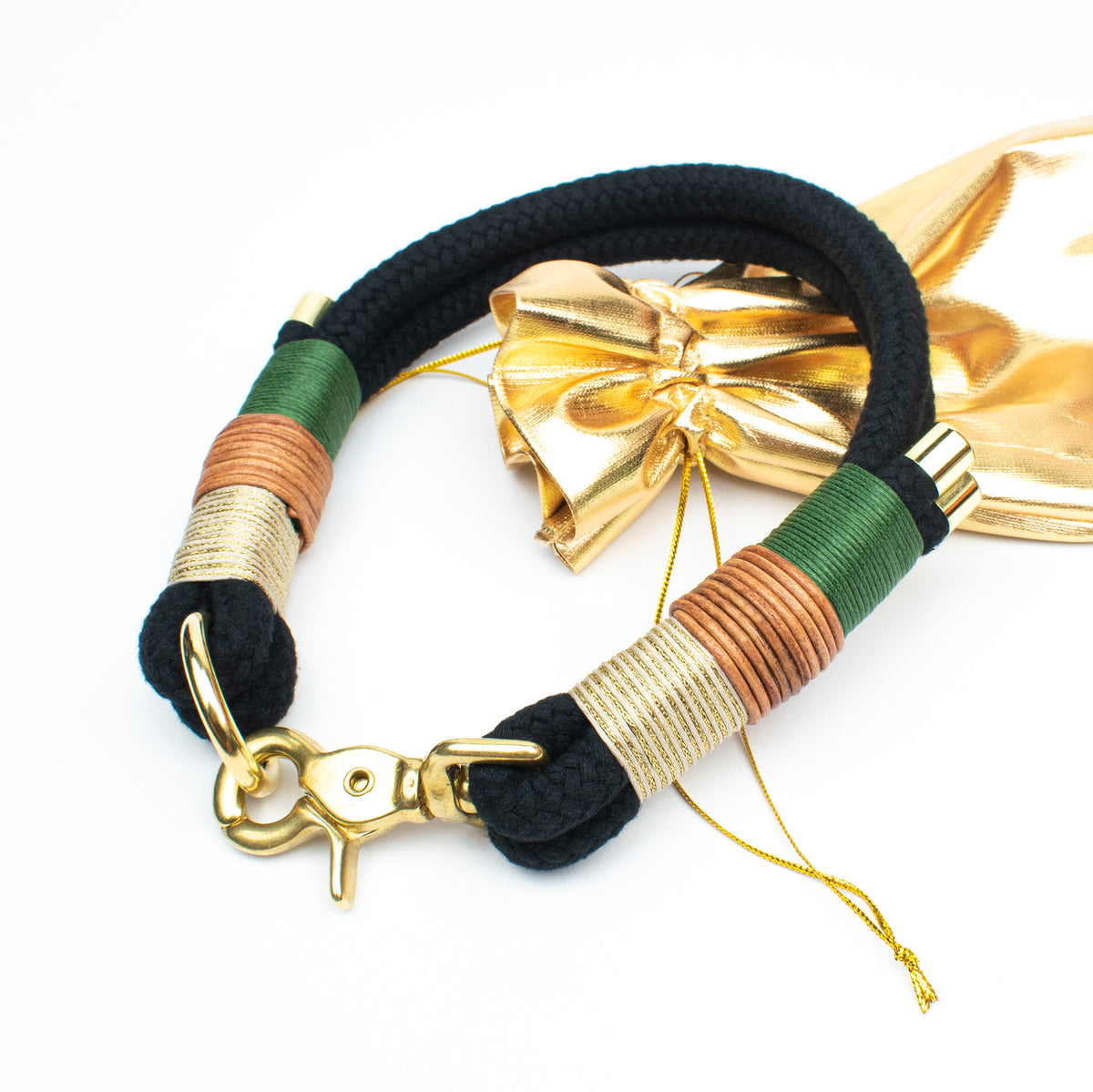 Annelie Halsband - Maßanzug für deinen Hund, verschiedene Farben, Scherenkarabiner