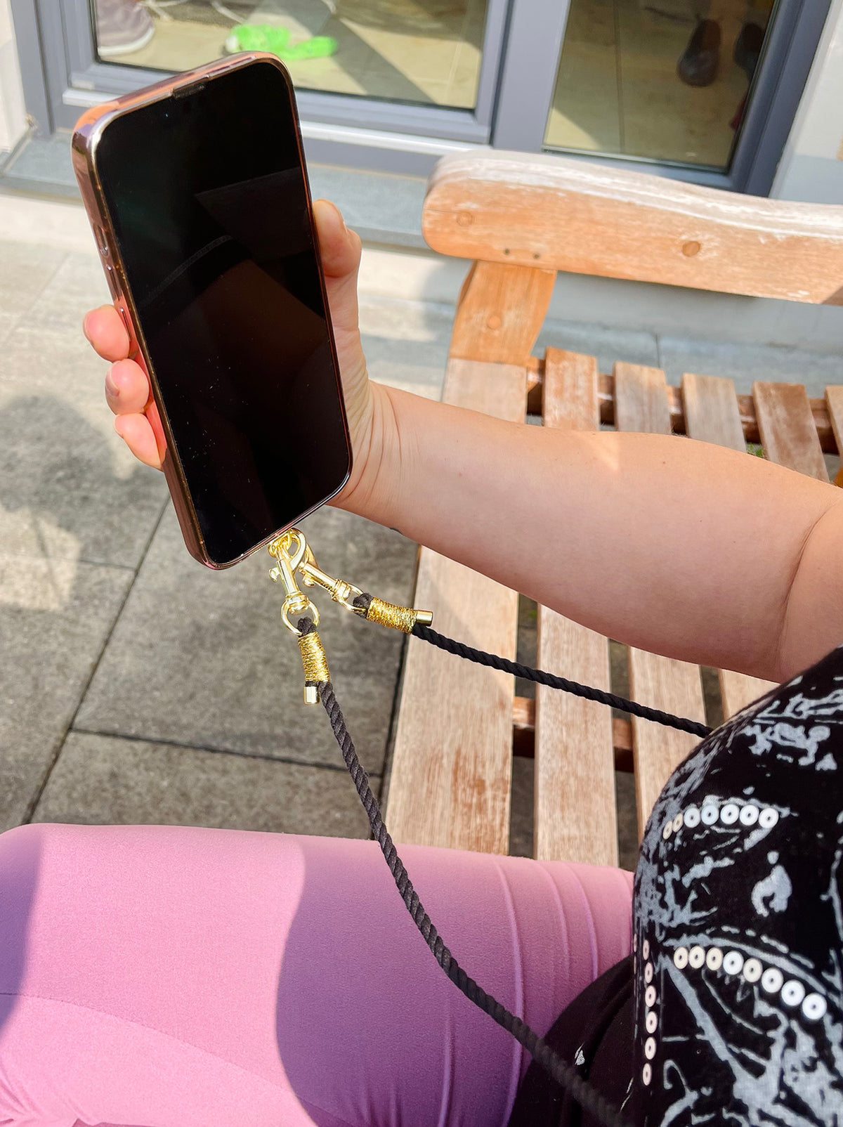 Handykette Schwarz-Gold