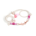 Yasmin Hundeleine - ein Traum in Weiß & Rosa für kleinere Hunde - 3fach verstellbar, Scherenkarabiner